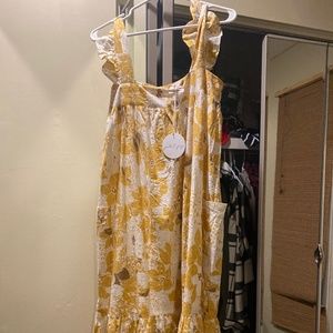 Maxi petal and pup dress